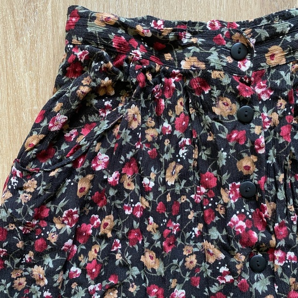 Vintage Handmade Floral Button-Up Skirt - Picture 3 of 5